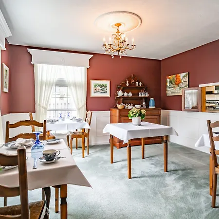Abacot Hall Bed & Breakfast-2
