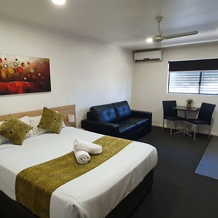 Abode37 Motel Emerald-2