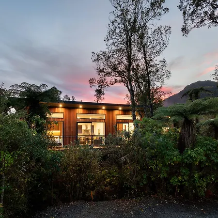 Rainforest Retreat-2