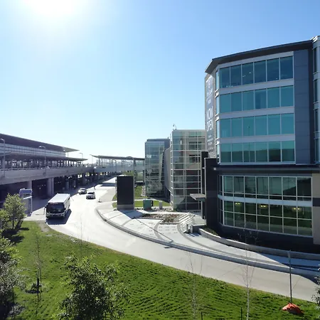 The Grand Winnipeg Airport Hotel By Lakeview-2