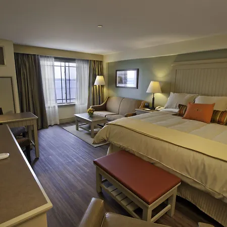 1000 Islands Harbor Hotel-3