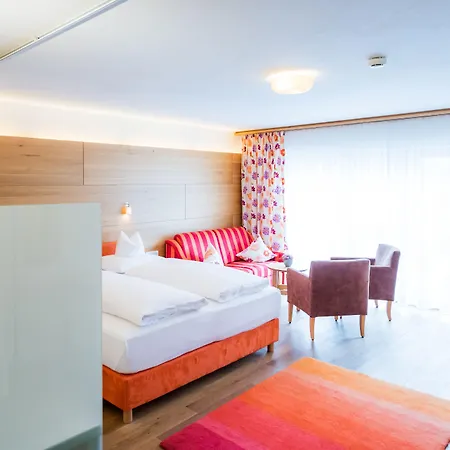 Hotel Walserberg-3