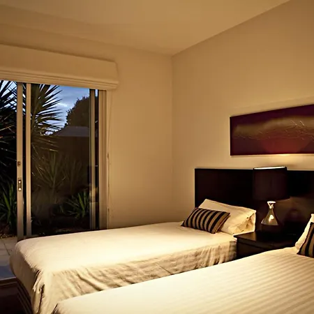 Brighton Bay Apartments-2