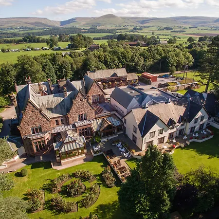 Appleby Manor Hotel & Garden Spa-3