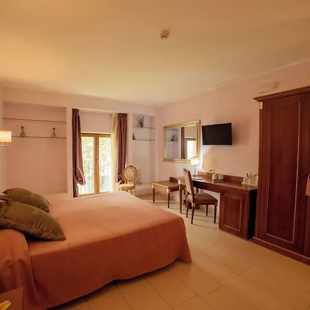 Hotel Parco Delle Fontane-3