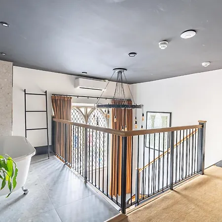 Crescent Place By Mansley-2
