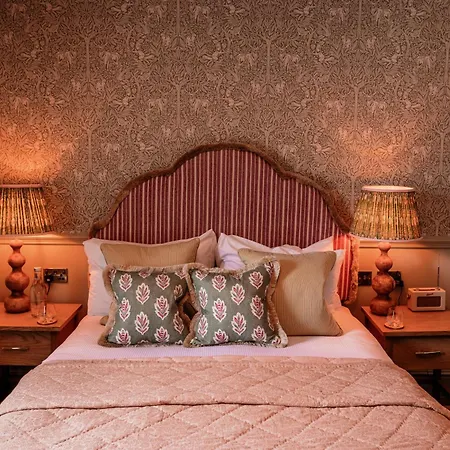 The Ashford Arms-2