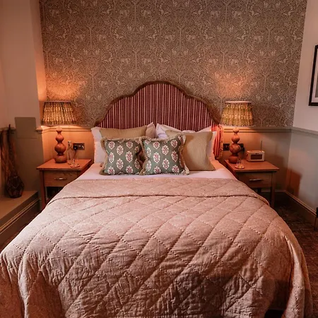 The Ashford Arms-3