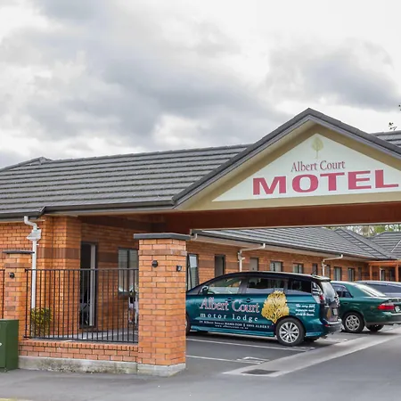 Albert Court Motor Lodge-2