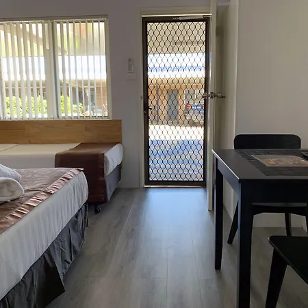 Baths Motel Moree-3