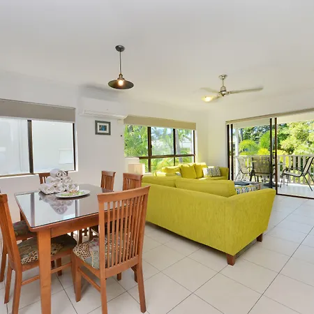 Seascape Holidays - Tropical Reef Apartments-2