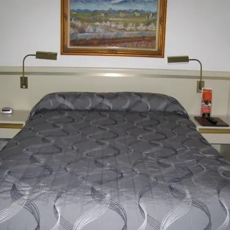 The Wayfarer Motel-2