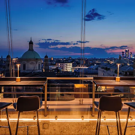 Hotel The Square Milano Duomo - Preferred Hotels & Resorts-2