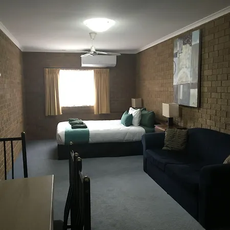 Camellia Motel-3