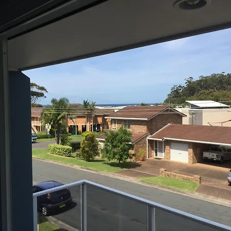 Aquarius Apartments Mollymook-3