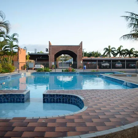 Castle Motor Lodge-3