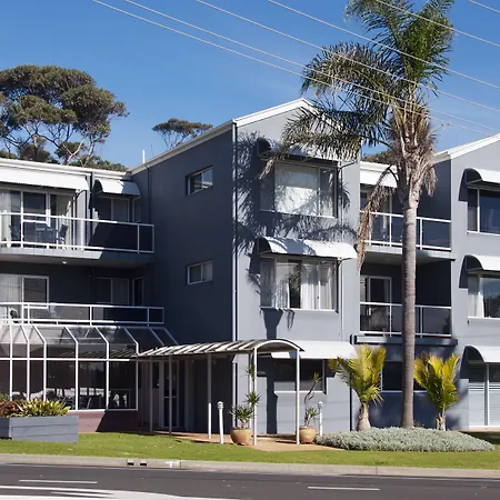 Mollymook Cove Apartments-3