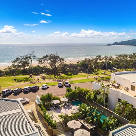 Bayview Beachfront Apartments, In Town Right On The Beach-2