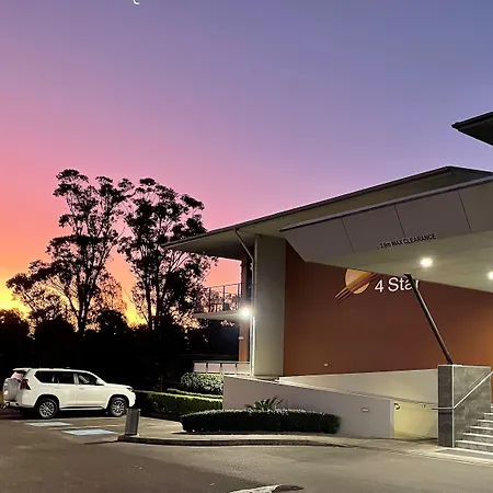 Macquarie 4 Star-3