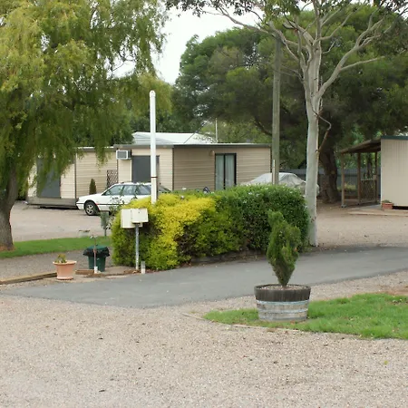 Oval Motel - Murray Bridge-3