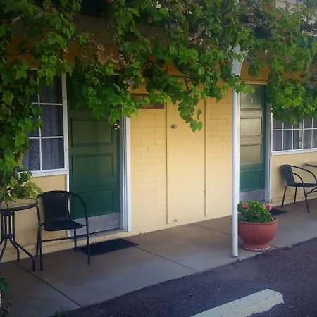 Bradman Motor Inn-3