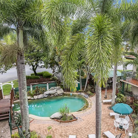 Koala Court Holiday Apartments-3