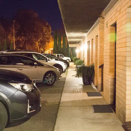 Centralpoint Motel-2
