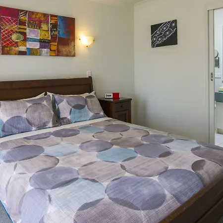 Bellevue Bed & Breakfast-2