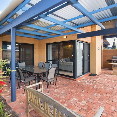 Dunsborough Beach Cottages-3