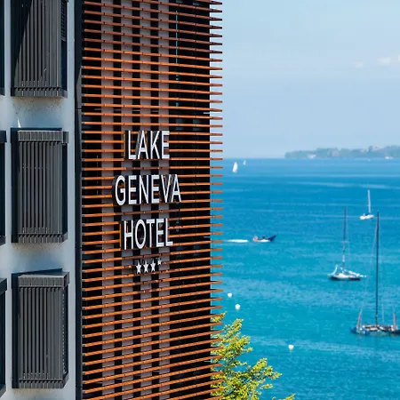 Lake Geneva Hotel-3
