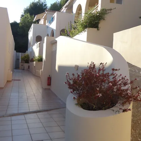 Alonissos Beach Bungalows And Suites Hotel-3
