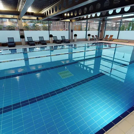 Village Hotel Glasgow-2