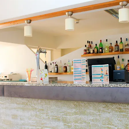 Ourabay Hotel Apartamento - Art & Holidays-3