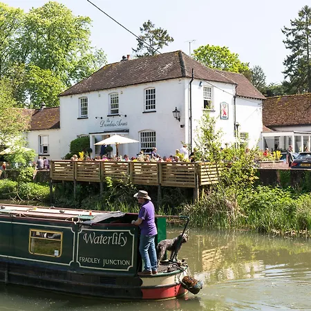 The Dundas Arms-3