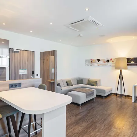 Park Inn By Radisson Neumarkt-3