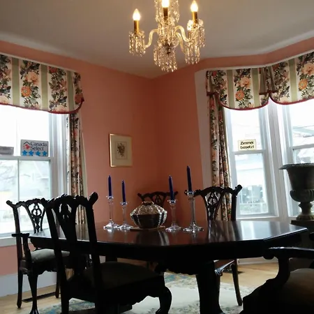Fairmont House Bed & Breakfast-2