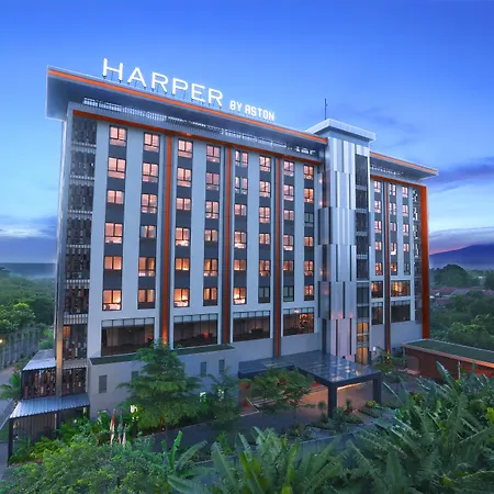 Harper Purwakarta By Aston-3