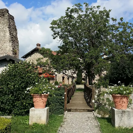 Castello di Cernusco Lombardone-3