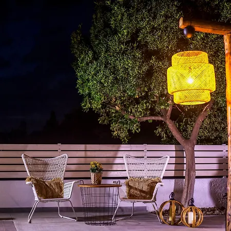 Malibu Boutique Studios & Bungalows-2