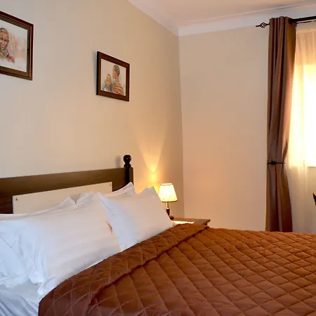 Marie'S Royale Hotel-2