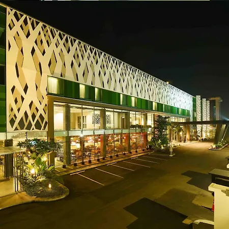Holiday Inn Cikarang Jababeka By Ihg-3