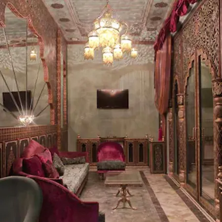 Mumtaz Mahal-3