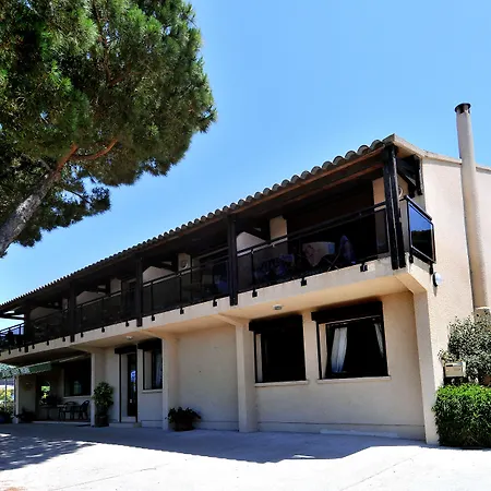 Domaine De Saint Pierre-2