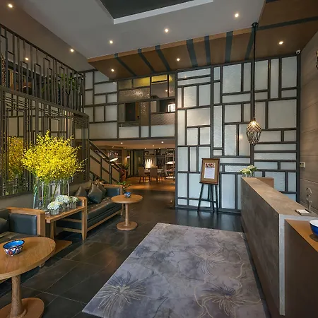 Bespoke Trendy Hotel Hanoi-2