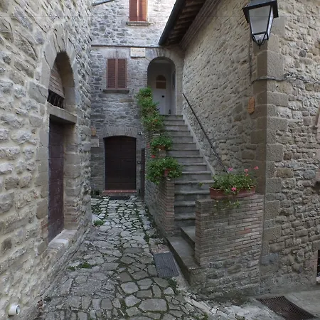 Castello Di Giomici-3