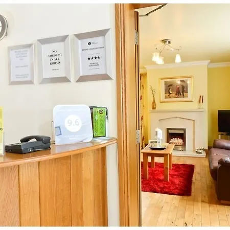 Brooke Lodge Guesthouse-3