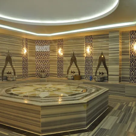 Elips Royal Hotel & Spa-3