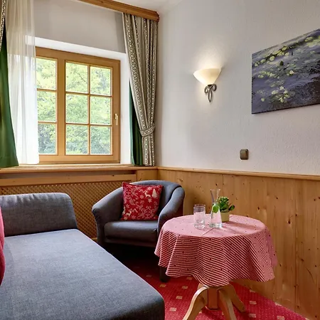 Alpenhof - ruhige Wohlfühloase im Fünf-Seenland in S-Bahnnähe-3