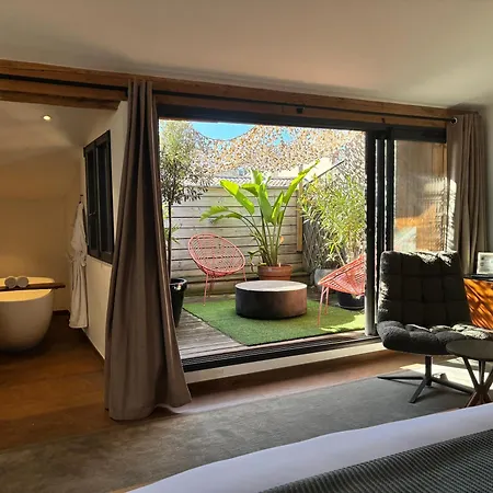 Casa Blanca B&B-3