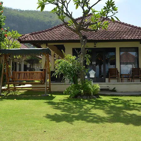 Segara Wangi Beach Cottages-3